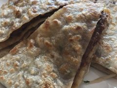 -溢心园香河肉饼总店