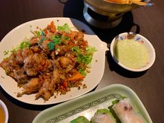 -大头虾越式风味餐厅(光明广场店)