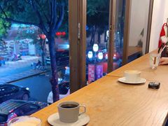 -You’ll see coffee 咖啡
