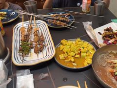 -许哥东北烧烤·铁丳烤串·宫后夹肉(繁花中心店)