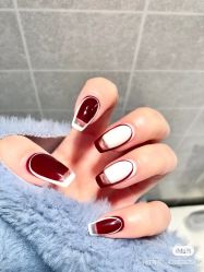 -Pink You美甲洗眉纹绣定制中心