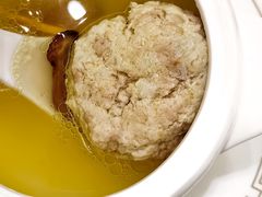 松茸蟹粉狮子头-老正兴菜馆(福州路店)