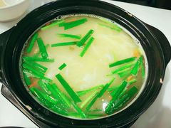 -在蒙自过桥米线