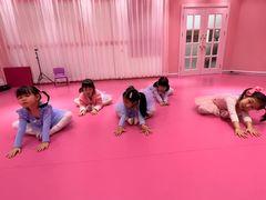 -芭芭拉舞蹈·星星演说家(珠江新城校区)