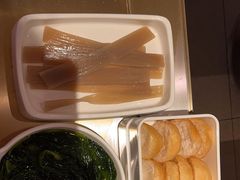 -左庭右院鲜牛肉火锅(金山万达店)