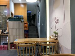 大堂-红小满休闲餐厅(十全街店)