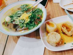 -小杨生煎(金山百联购物中心3楼店)