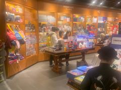 -西西弗书店&矢量咖啡(凯德晶萃广场店)