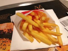 -麦当劳(田林好又多店)