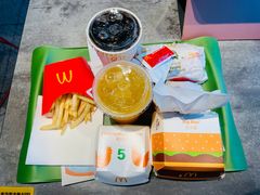 -麦当劳(展览路店)