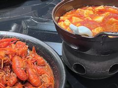 -川流不息·地道川菜·小龙虾(新松江路店)