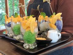 芒果糯米饭-Chom Cafe and Restaurant