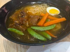 -滋味满屋美食坊(上海街店)