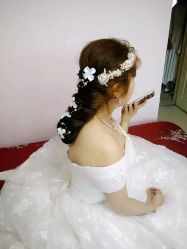 -贺贺新娘造型婚纱店