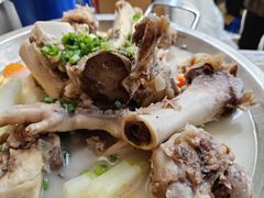 招牌骨头煲-凤城康记饭店