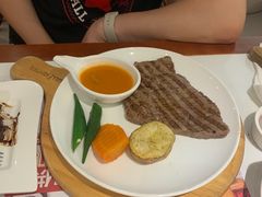 -斗牛士牛排餐厅(嘉里汇店)