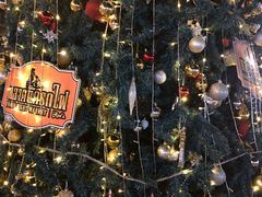 -席娜卡琳火车铁道夜市