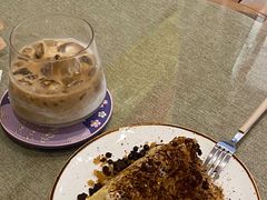 -C.Y Cafe