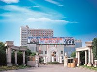 -上海市民办金苹果学校