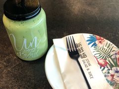 牛油奇异果汁-新鲜誌·新派食集(万象天地店)