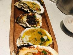 蒜香烤生蚝-蚝太郎 • 海鲜烧烤(建国路创始店)