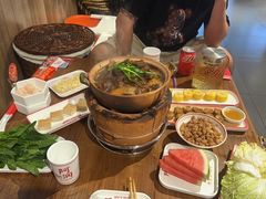 -阿润打边炉·鲜切鸡煲(华漕店)