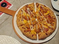 鎏金咸蛋黄嫩鸡披萨-必胜客(上海新南方商城PH店)