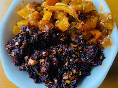 -邱芳粉店(迎宾大道旗舰店)