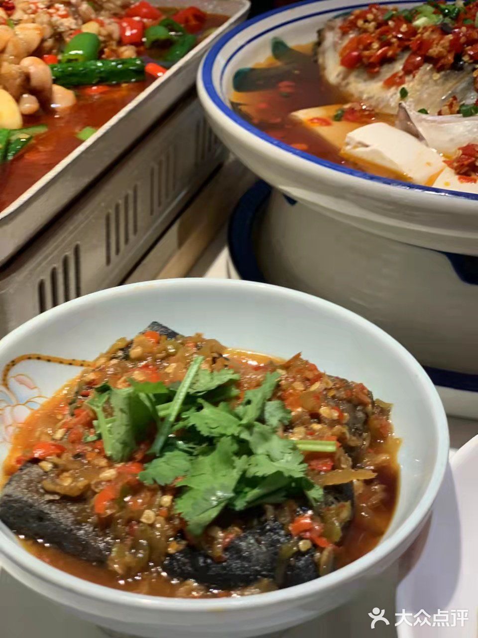 原来这家湘菜馆的总店在万州