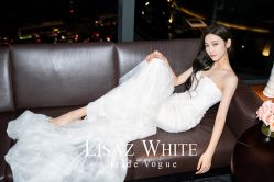 点击看大图 -Renee芮亦婚纱