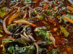 -大众跷脚牛肉馆·非遗传承单位(峨眉山店)