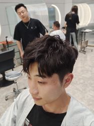 -MMbyHairCode 芭曲发型沙龙