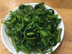 -雷祖芳老妈蹄花店