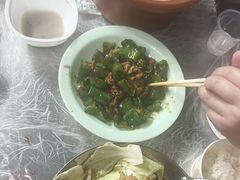 -老街烧烤大排档·地道湖北菜·龙虾馆(汉口火车站店)