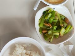 -浦东图书馆读者餐厅