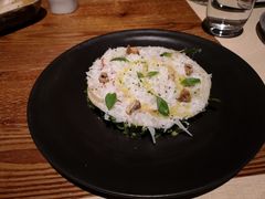 时令梨和苹果沙拉配羊奶芝士-Mercato莫卡多露台餐厅与酒吧(K11店)