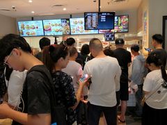 等位区-肯德基(年家浜店)
