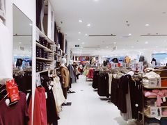 -优衣库(石家庄裕华万达广场店)