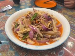 -乡村馕坑肉·烧烤·新疆菜·本地人更爱吃(阿勒泰首店)