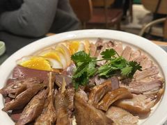 -潮界(LU·ONE凯德晶萃广场店)