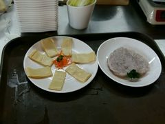 豆皮和虾滑-莫小七火锅