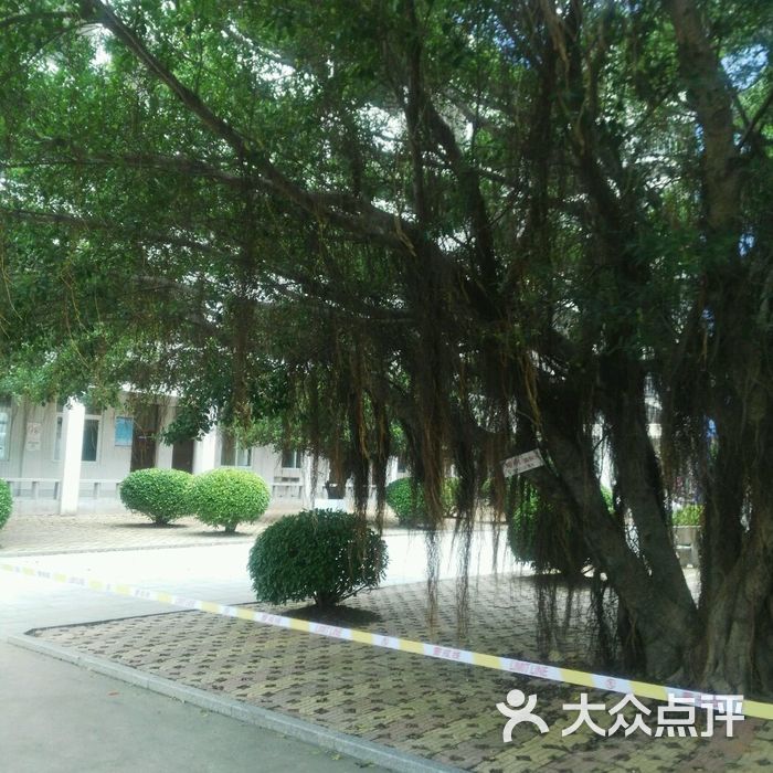 平潭翰英中学教室图片
