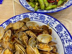 -江城燕子大排档(江汉路步行街店)