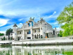 -泡泡玛特POPMART(蓝色港湾店)