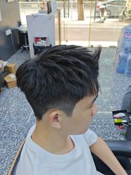 -藤野造型专业烫染接发