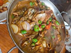 杂鱼煲-李东农庄(中南百草园地标店)