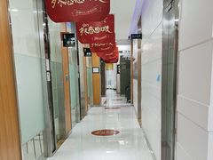 -雅悦齿科(顾村公园店)