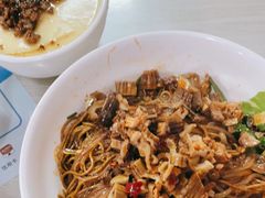 -崇州余荞面(落虹桥店)