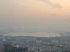 -Hi City·城市之巅