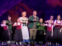 -交通银行前滩31演艺中心